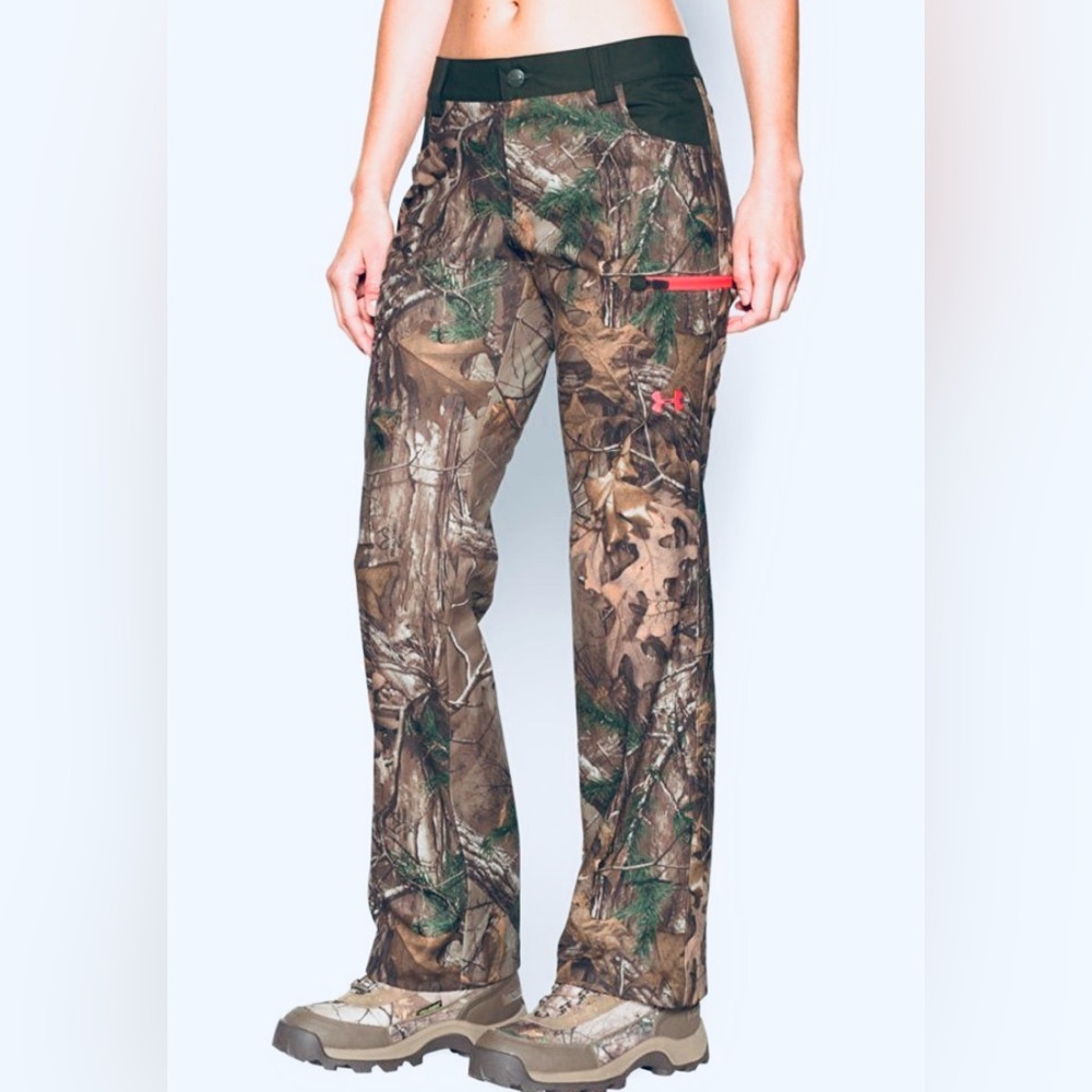 Under Armour Storm Scent Control Camo Hunting Field Pants Women's Size 10